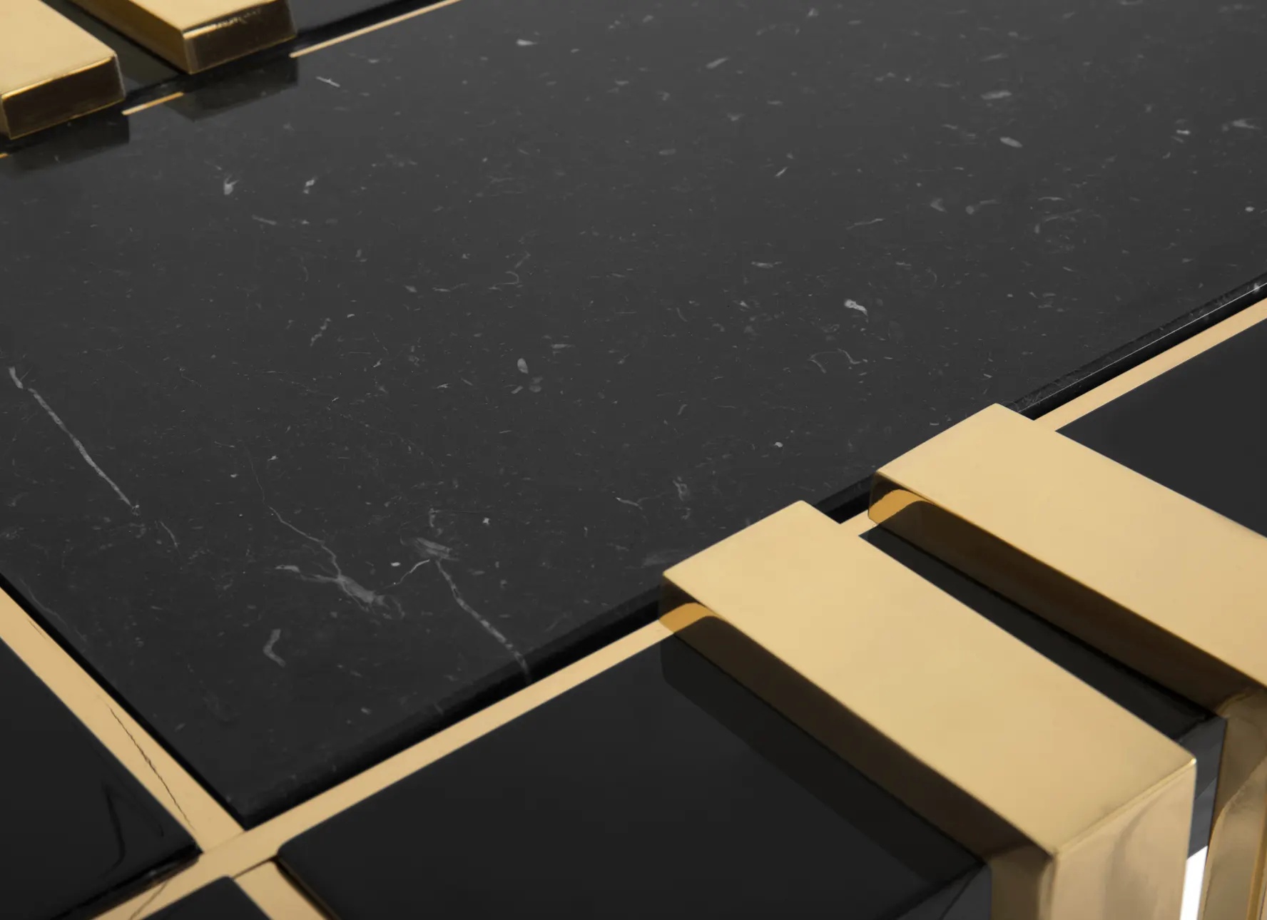 Приставка LUXXU Apotheosis 154