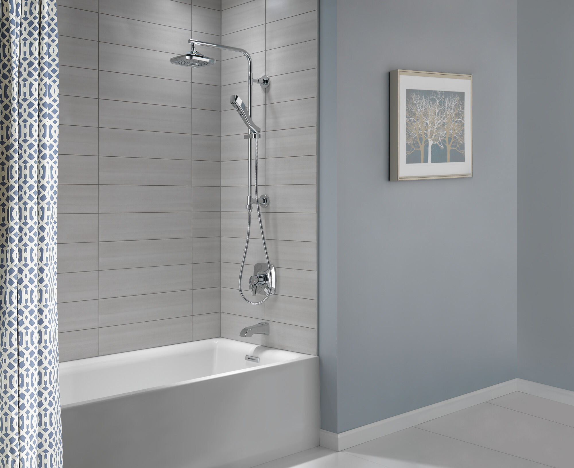 52690-CZ H2Okinetic® 3-х позиционная душевая лейка Raincan Delta Faucet Universal Showering Шампанское бронза  - Вид №1