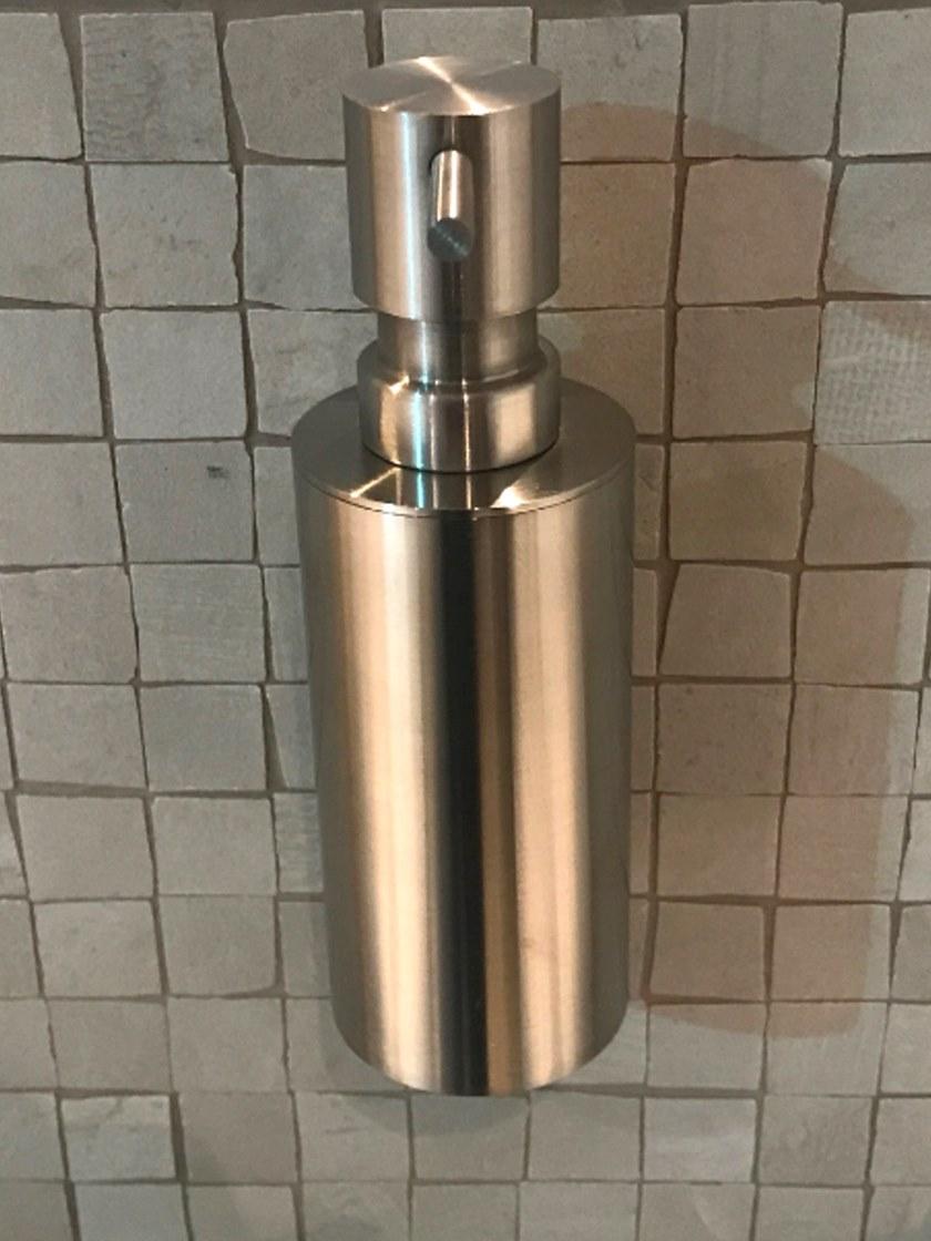 Water Evolution Настенный дозатор мыла из хромированной латуни Deep sun-id-1501549 - Вид №1