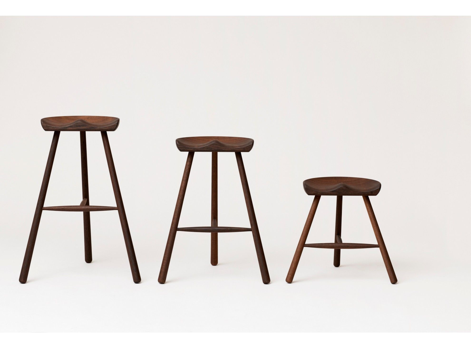 Высокий дубовый стул с подставкой для ног Form & Refine Shoemaker Chair™ ARCH-00129400 - Вид №8