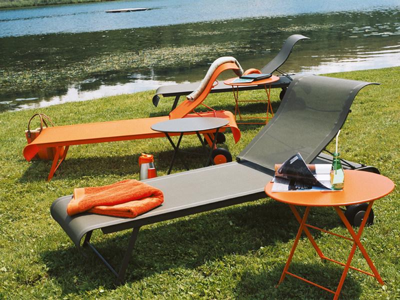 Fermob Садовый столик круглый из стали Tom pouce 0242 - Вид №3