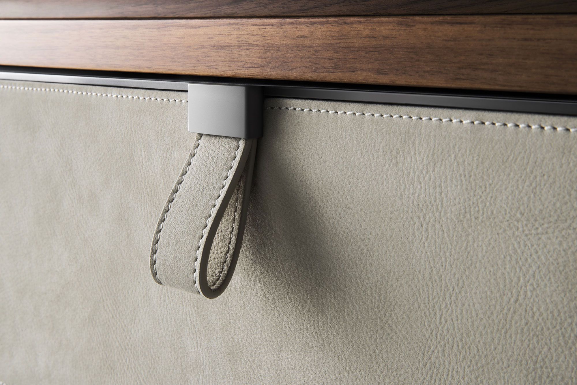 Септимин из грецкого ореха с кожаной обивкой OAK New York Suite ARCH-00114026 - Вид №5