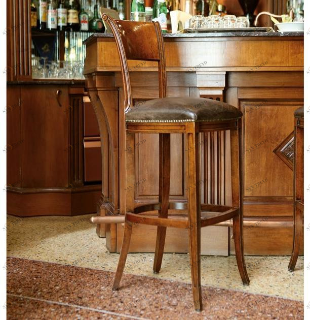 Arnaboldi Interiors Высокий табурет из экокожи с подставкой для ног sun-id-1483418