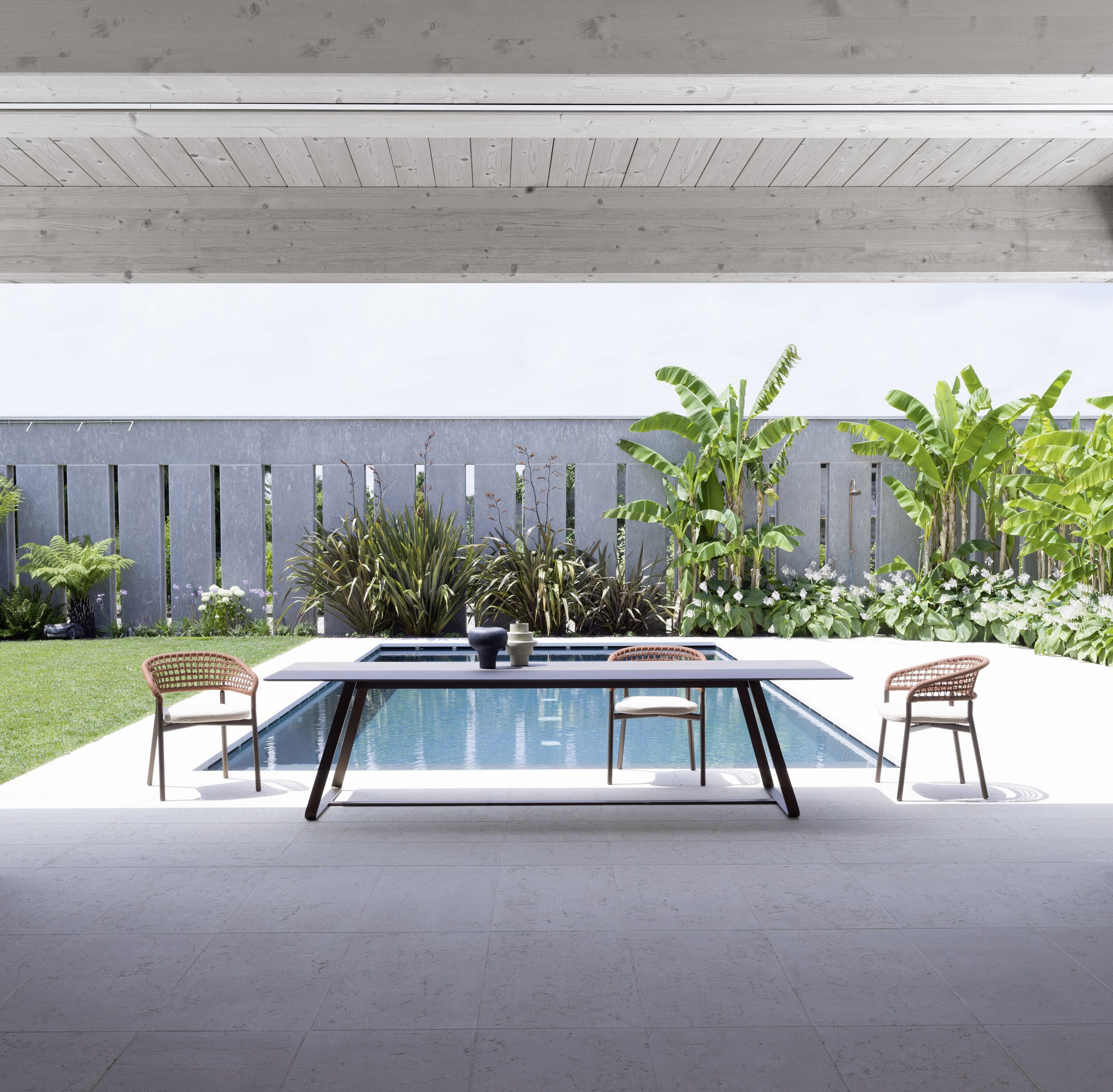 Прямоугольный стальной стол Varaschin Колонаки ARCH-00064425 - Вид №2