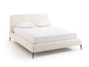 Двуспальная мягкая кровать из ткани