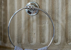 Gentry Home Wall mounted ceramic tumbler holder Kent Темное золото GH102636 - Вид №1