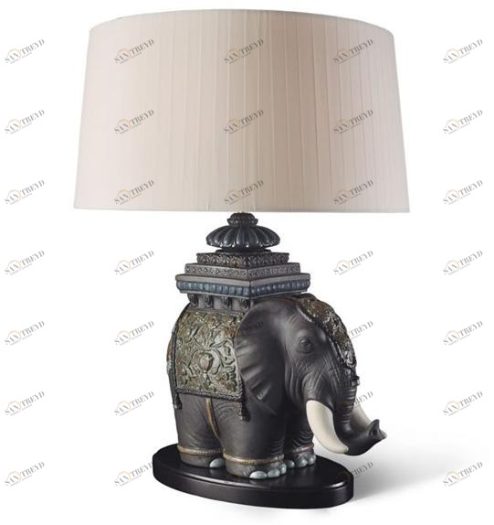 Lladró Настольная лампа из фарфора  01023088 