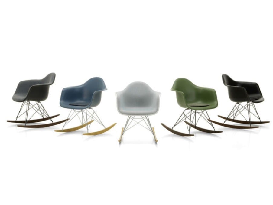 Мягкое тканевое кресло-качалка с подлокотниками VITRA Eames Plastic Chair ARCH-00023828 - Вид №2