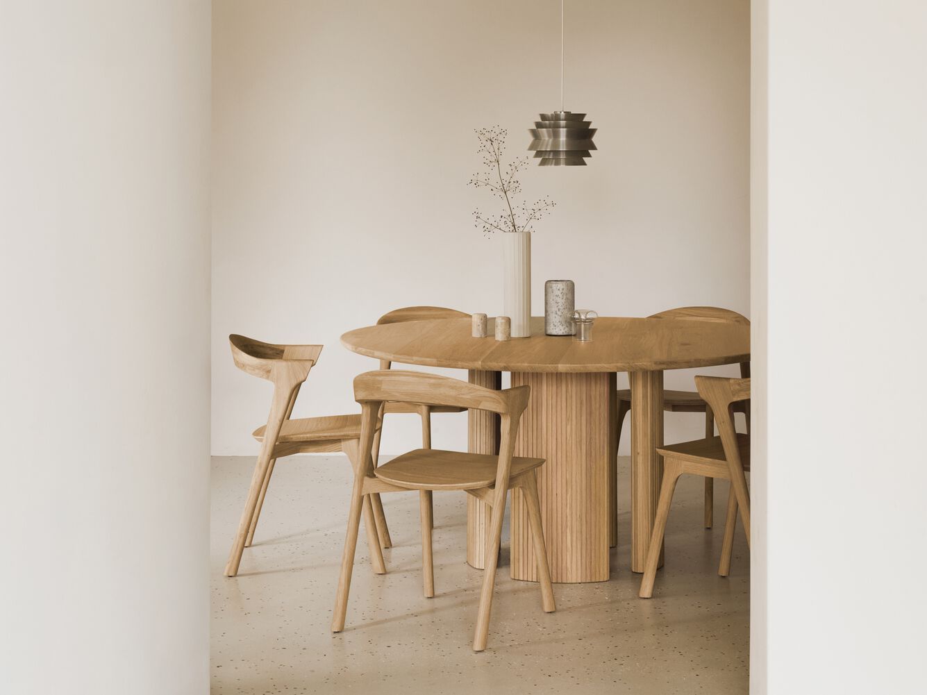 Круглый дубовый обеденный стол Ethnicraft Roller Max ARCH-00142907 - Вид №6