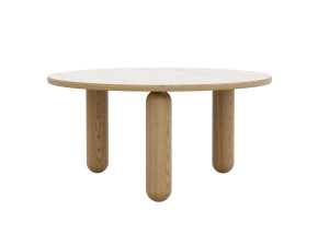 Деревянный обеденный стол