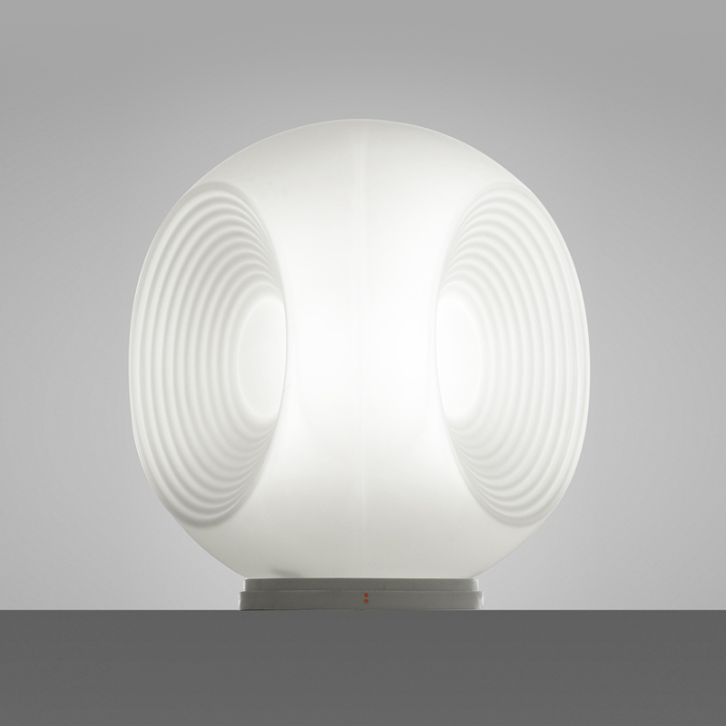 Настольная лампа F34B0101 от Fabbian FABBIAN ИНТЕРЬЕРНЫЕ 244467 Белый  - Вид №1