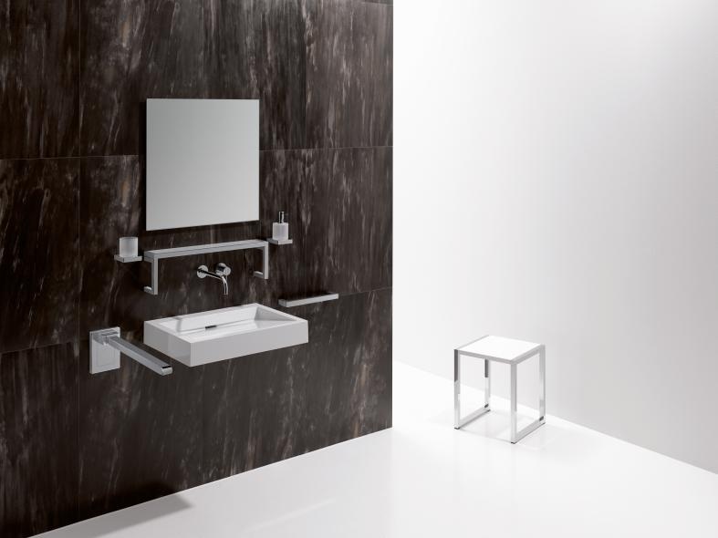 100.06.11045 Дозатор для мыла или дезинфицирующего средства с держателем HEWI USA Produkte  - Вид №9