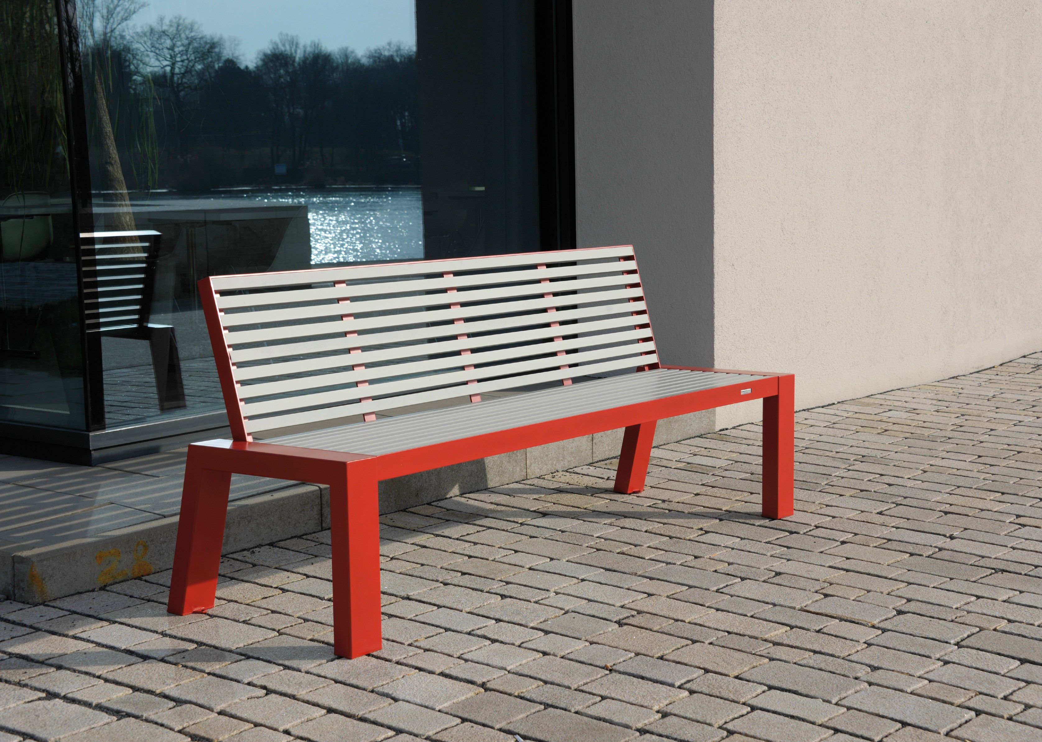 Скамейка из нержавеющей стали и ПЭТ со спинкой BENKERT BANKE Comfony ARCH-00008890 - Вид №1