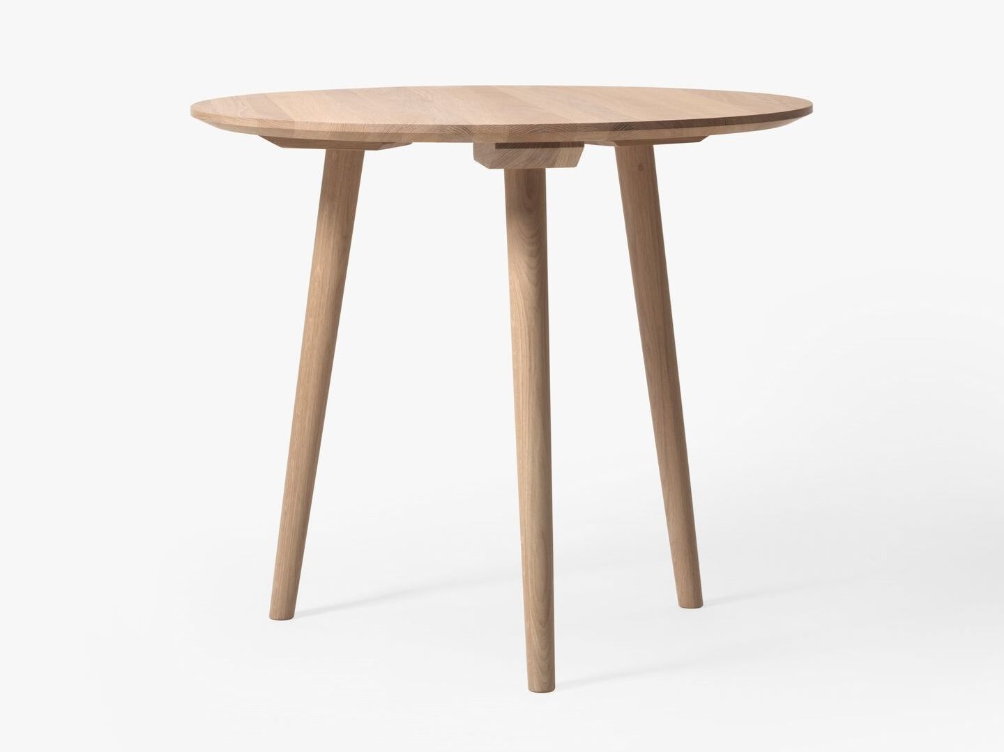 Круглый стол из массива дерева In Stock &amp ARCH-00131729