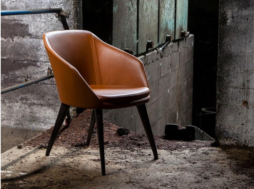 Duvivier Canapés Кожаное кресло с подлокотниками  Marixc11  - Вид №1