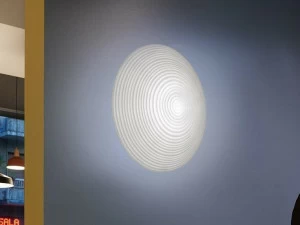 SLIDE Настенный светильник из полиэтилена