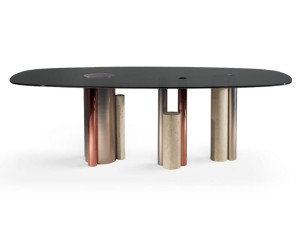 Овальный стол со стеклянной столешницей и стальным основанием и камнем