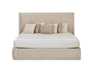 Двуспальная мягкая кровать из ткани с высоким изголовьем
