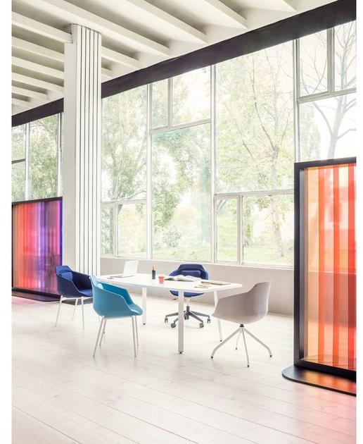 MDD Стул тканевый на 5 спиц с подлокотниками на колесиках Ultra sun-id-1362498 - Вид №1