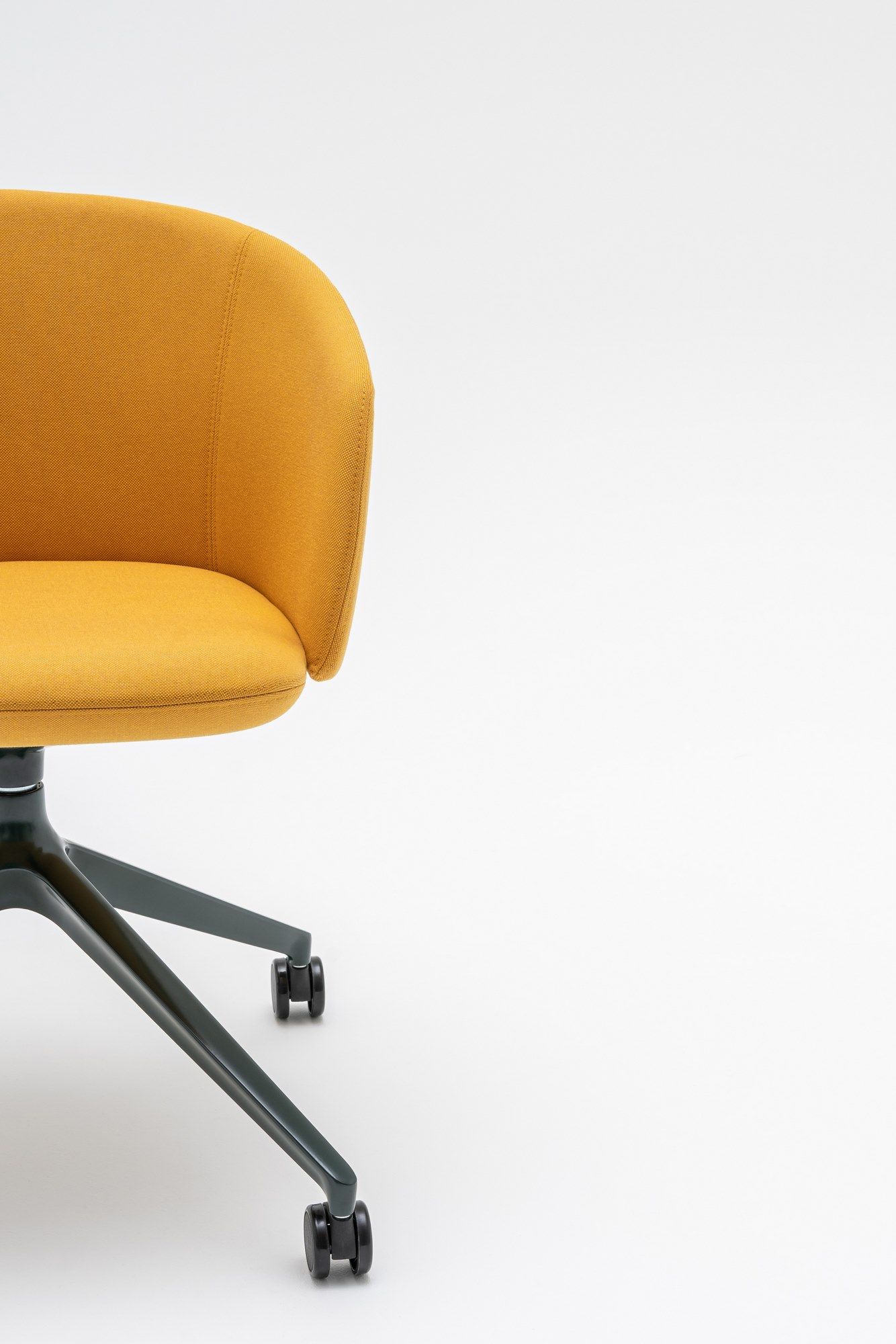 Тканевый поворотный стул с колесами MDD Grace ARCH-00054621 - Вид №1