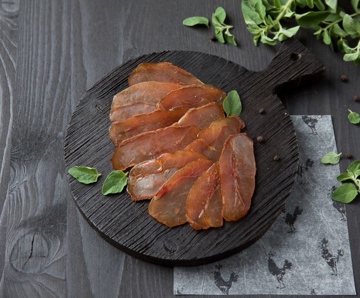 8726 Бастурма из индейки (нарезка) Вкусляндия 