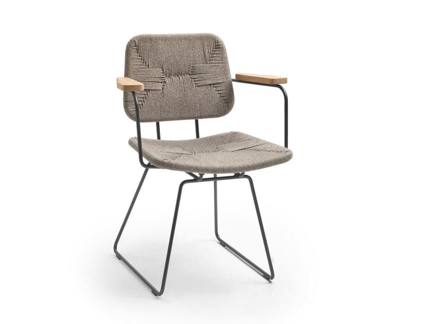 Садовый стул из полипропилена и стали Flexform Echoes Outdoor ARCH-00114257