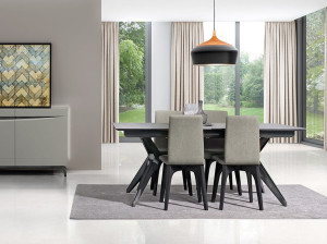 Деревянный прямоугольный обеденный стол