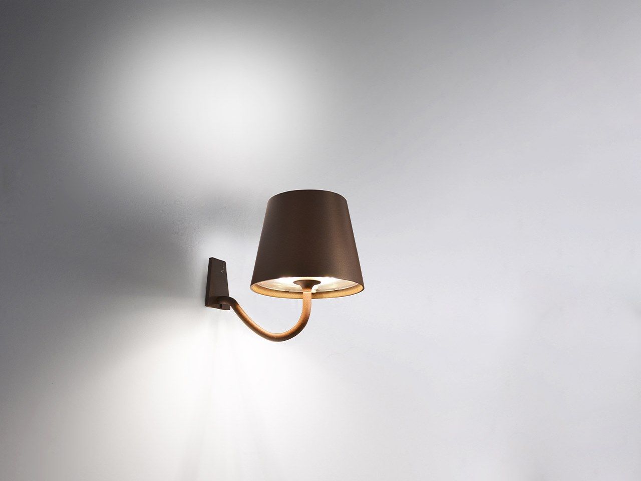 Перезаряжаемый настенный светильник Zafferano Poldina ARCH-00113352 - Вид №6