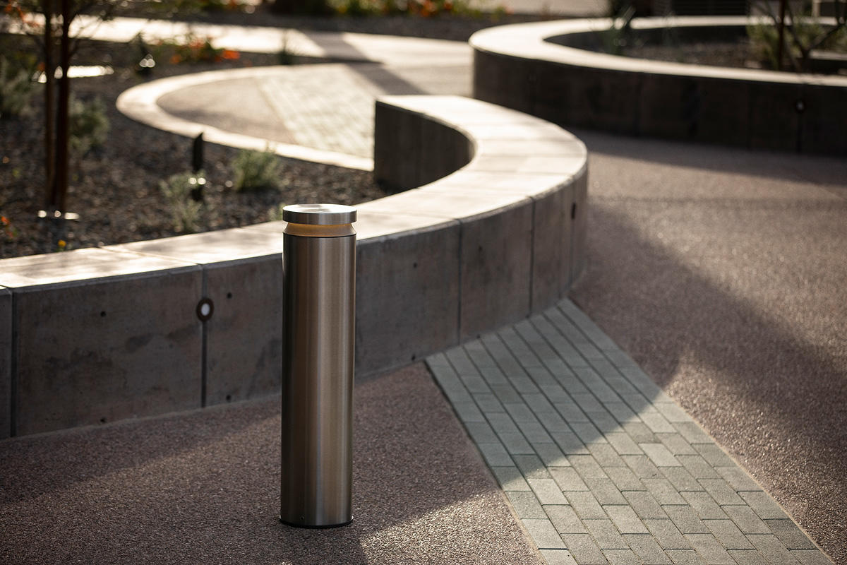 FSRT230 Столбик безопасности helio m30 / k4, серия 900  Forms-surfaces  - Вид №6