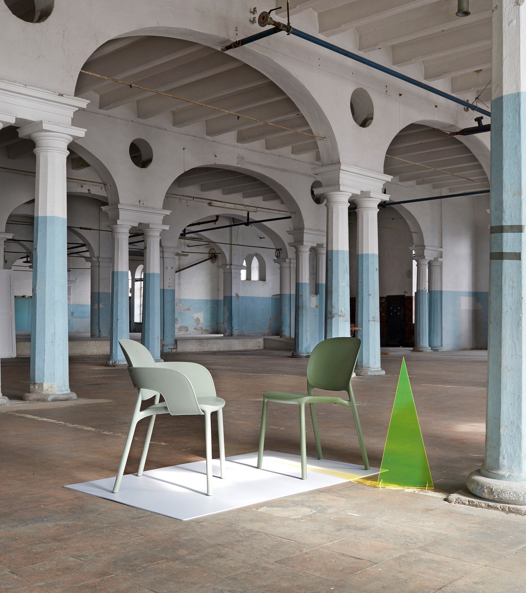 Штабелируемый стул из полипропилена с подлокотниками S-CAB Hug ARCH-00123476 - Вид №15