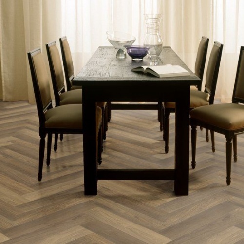 Паркет Ёлка Solidfloor New classic Версаль Дуб Натур с брашью (Текстурированная) 610х122 мм 1126205 - Вид №1