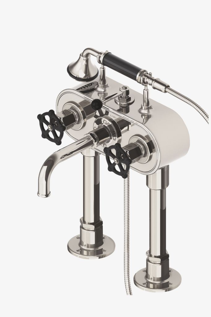 RGXT40 Установленный на палубе наполнитель для ванн с регулятором, ручной душ и черные ручки для колес Waterworks 