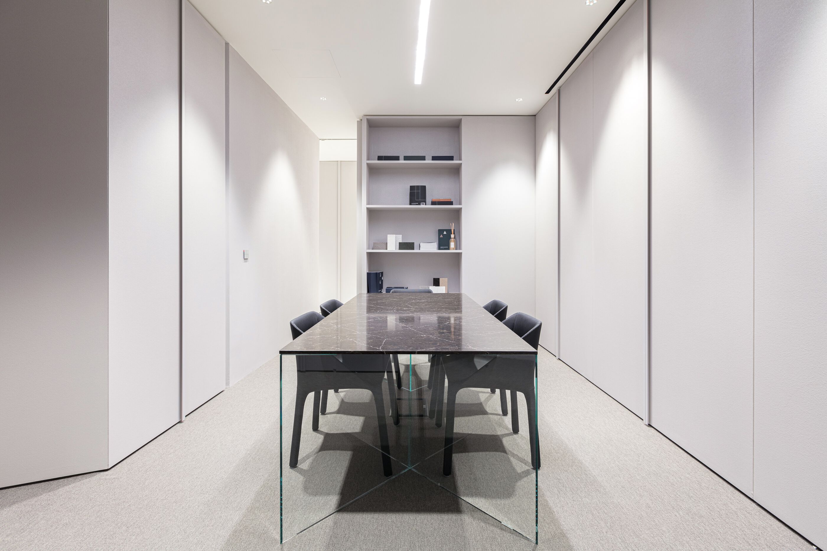 Прямоугольный обеденный стол из Quartzforms® и стекла Marmo Arredo Киль ARCH-00026633 - Вид №1