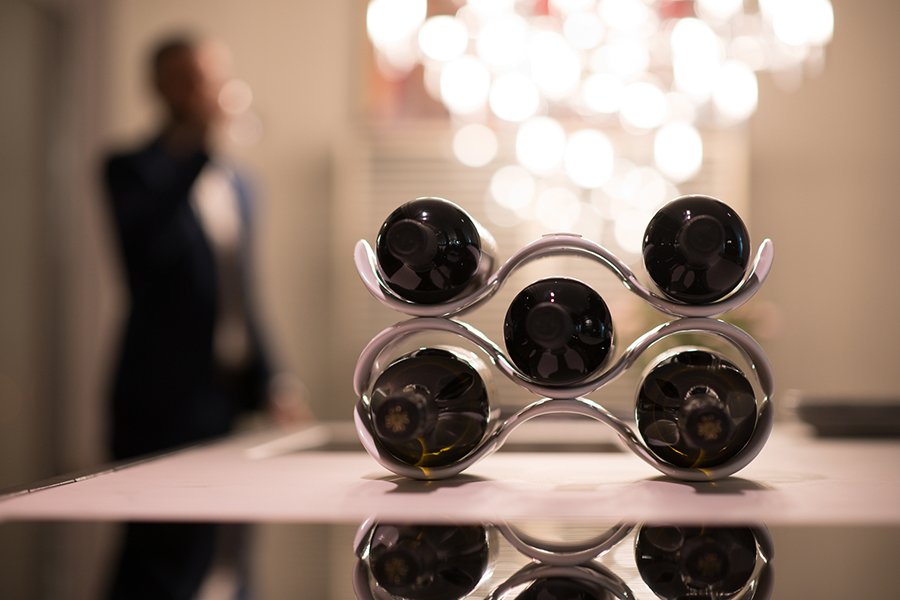 Подставка для бутылок стеклянная 32 см белая Cuvee GUZZINI  00-3872305 Белый  - Вид №5