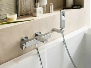 Nobili Rubinetterie Смеситель для ванны настенный с ручным душем Loop Lp90110cr