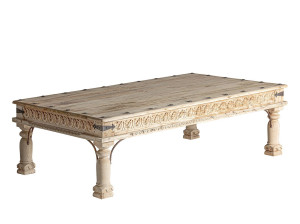 Прямоугольный журнальный столик из манго