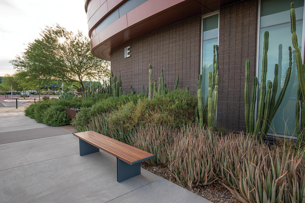 FSRT222 Скамейка для полета  Forms-surfaces  - Вид №24