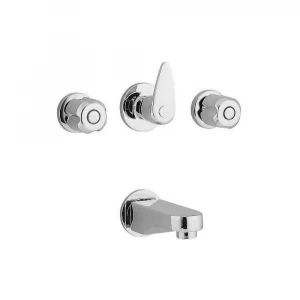 Смеситель на ванну встроенный спереключателем на душ