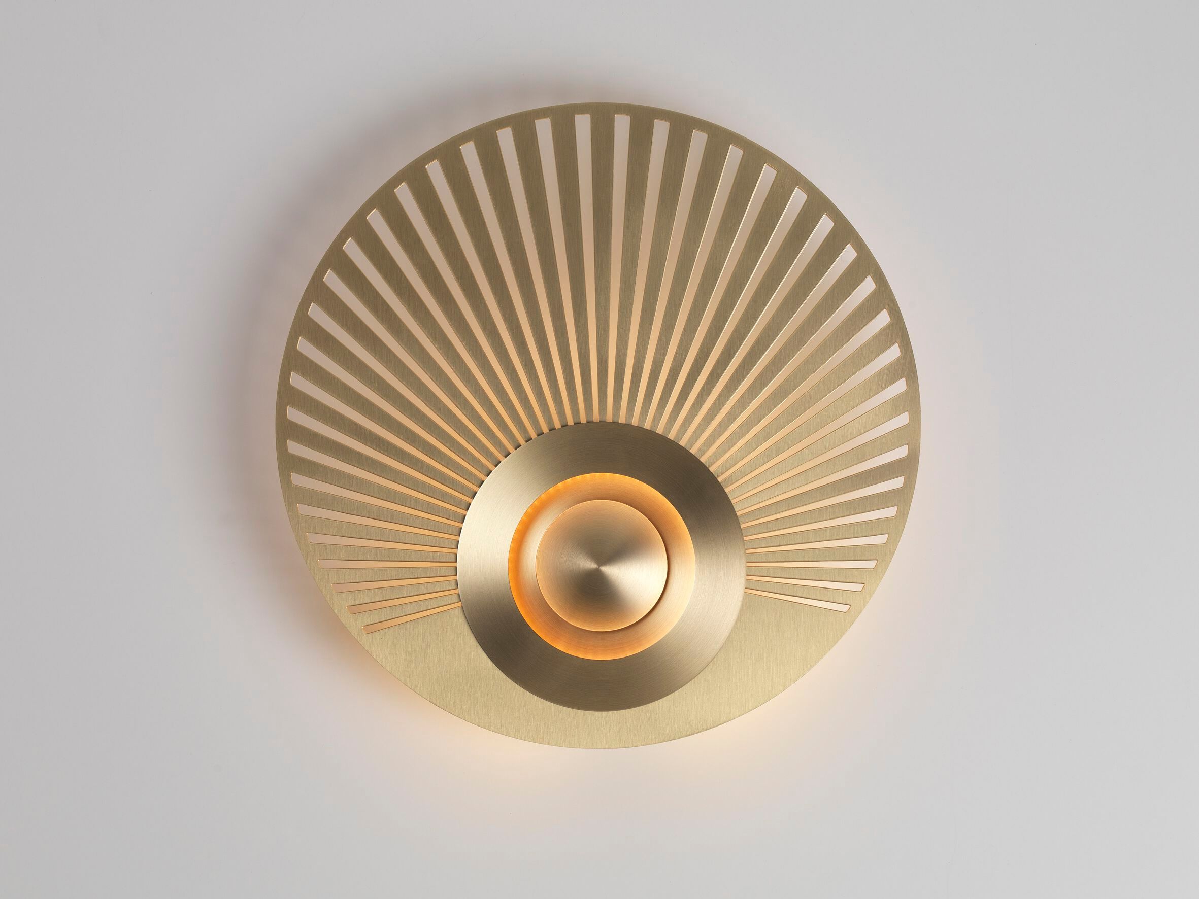 Латунный светодиодный настенный светильник CVL Luminaires Земля ARCH-00149772 - Вид №5