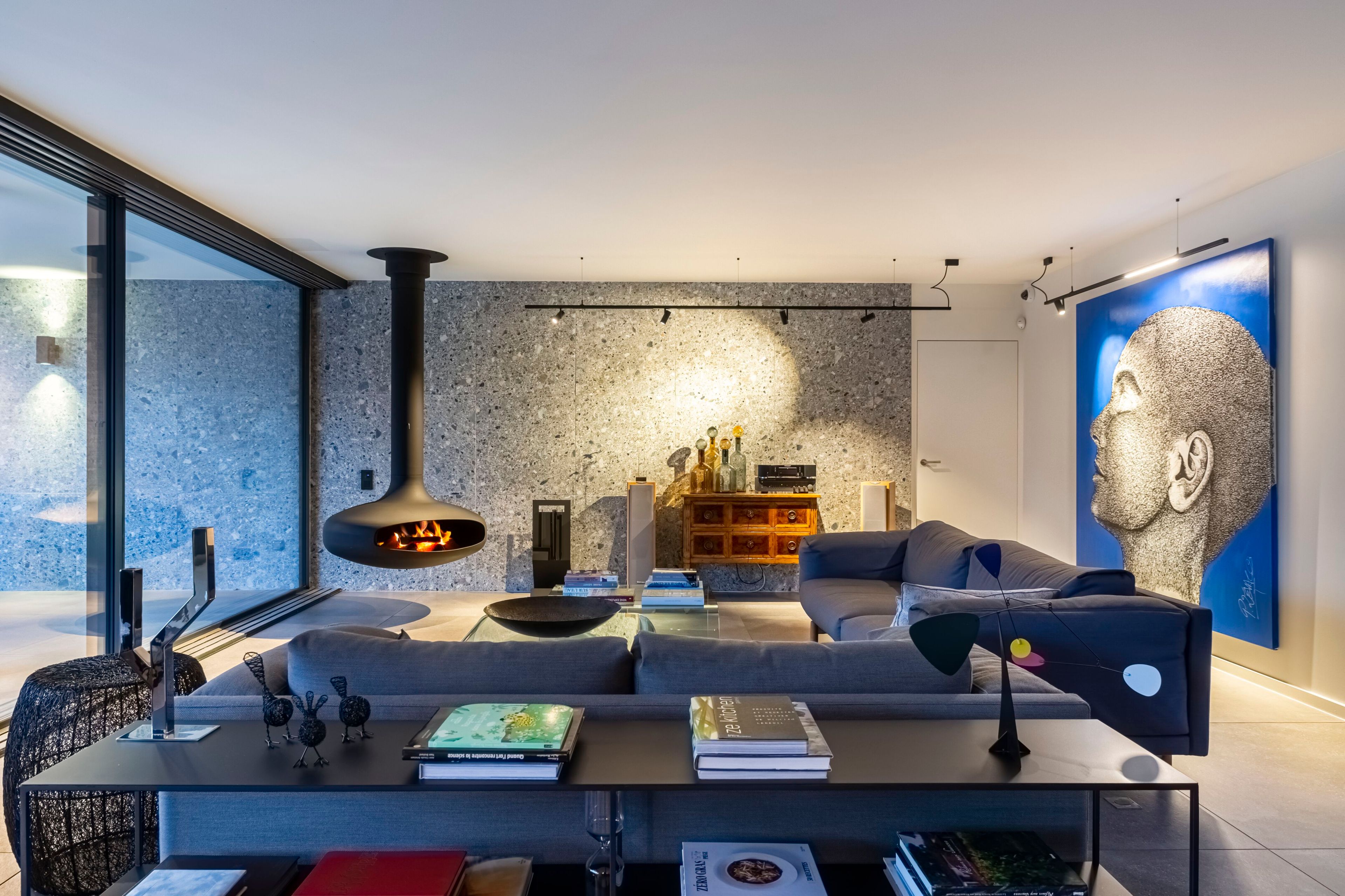 Вращающийся центральный декоративный камин Focus creation Domofocus ARCH-00104452 - Вид №2