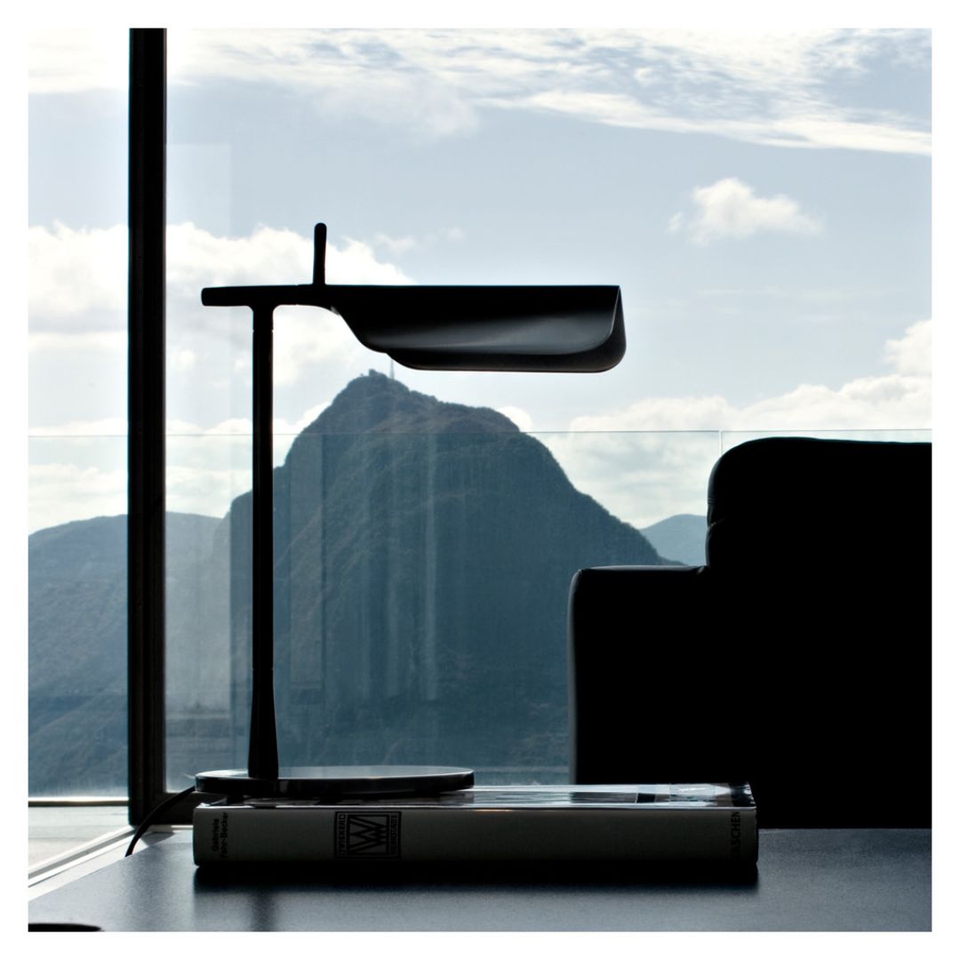 Flos F6560030 TAB T LED EU/UL/GB/SA NRO TAB лампа настольная 115672 - Вид №1