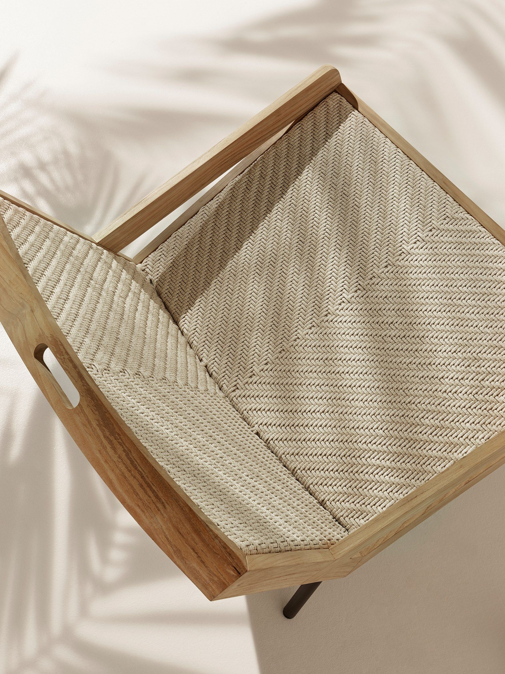 Кресло из тика и ротанга с подлокотниками Ethimo открытый ARCH-00111079 - Вид №1