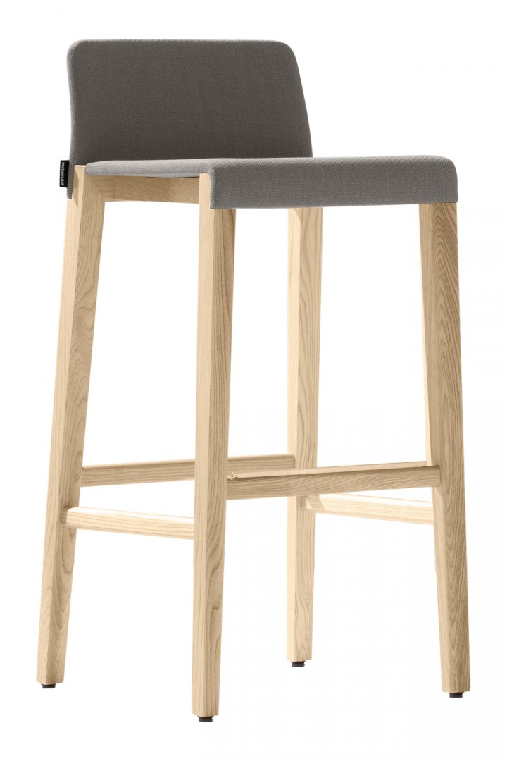 Dalton 663 Табурет на 4 ножки с каркасом из дерева ясеня. Сиденье и спинка мягкие. Et al. Dalton