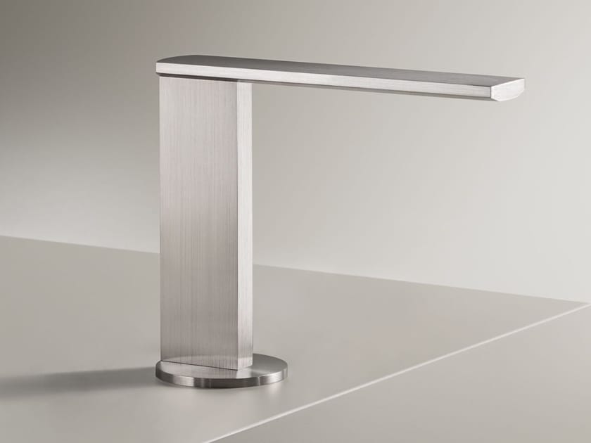 Дозирующий носик из нержавеющей стали для пола CEADESIGN AYLA ARCH-00147927