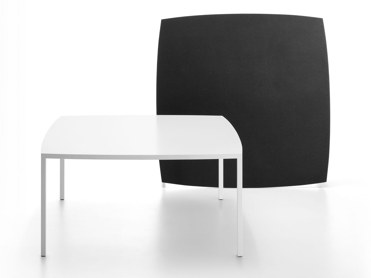 Восстановленный каменный квадратный стол MDF Italia ARCH-00005757
