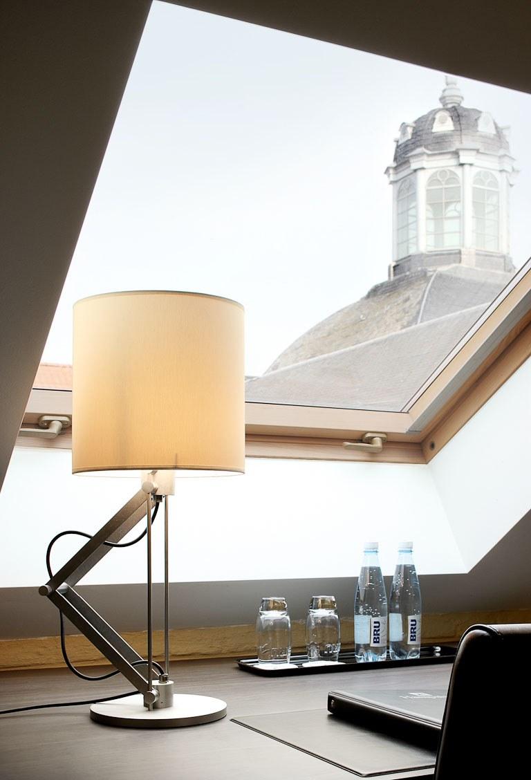 Modular Lighting Instruments Регулируемая алюминиевая настольная лампа Nomad sun-id-1497136 - Вид №2