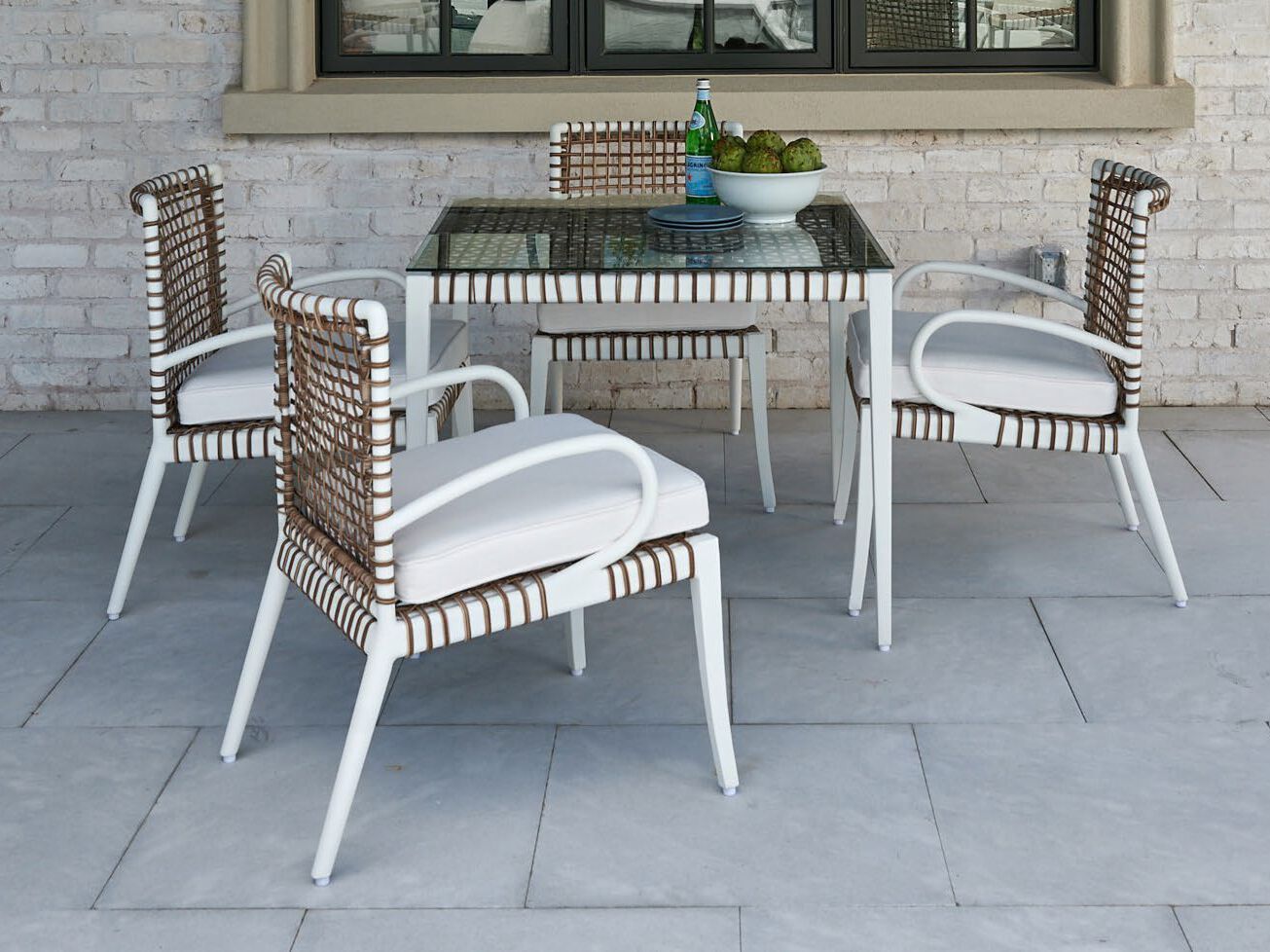 Квадратный алюминиевый обеденный стол Walters Delta ARCH-00010869 - Вид №1