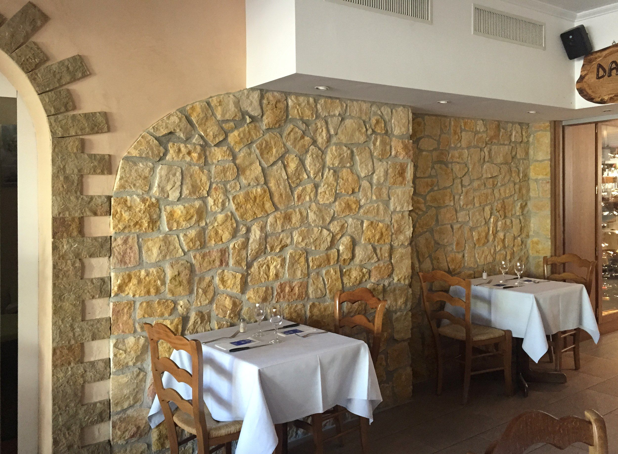 Натуральный каменный элемент для фасада B&B Rivestimenti Naturali камень ARCH-00041066 - Вид №1