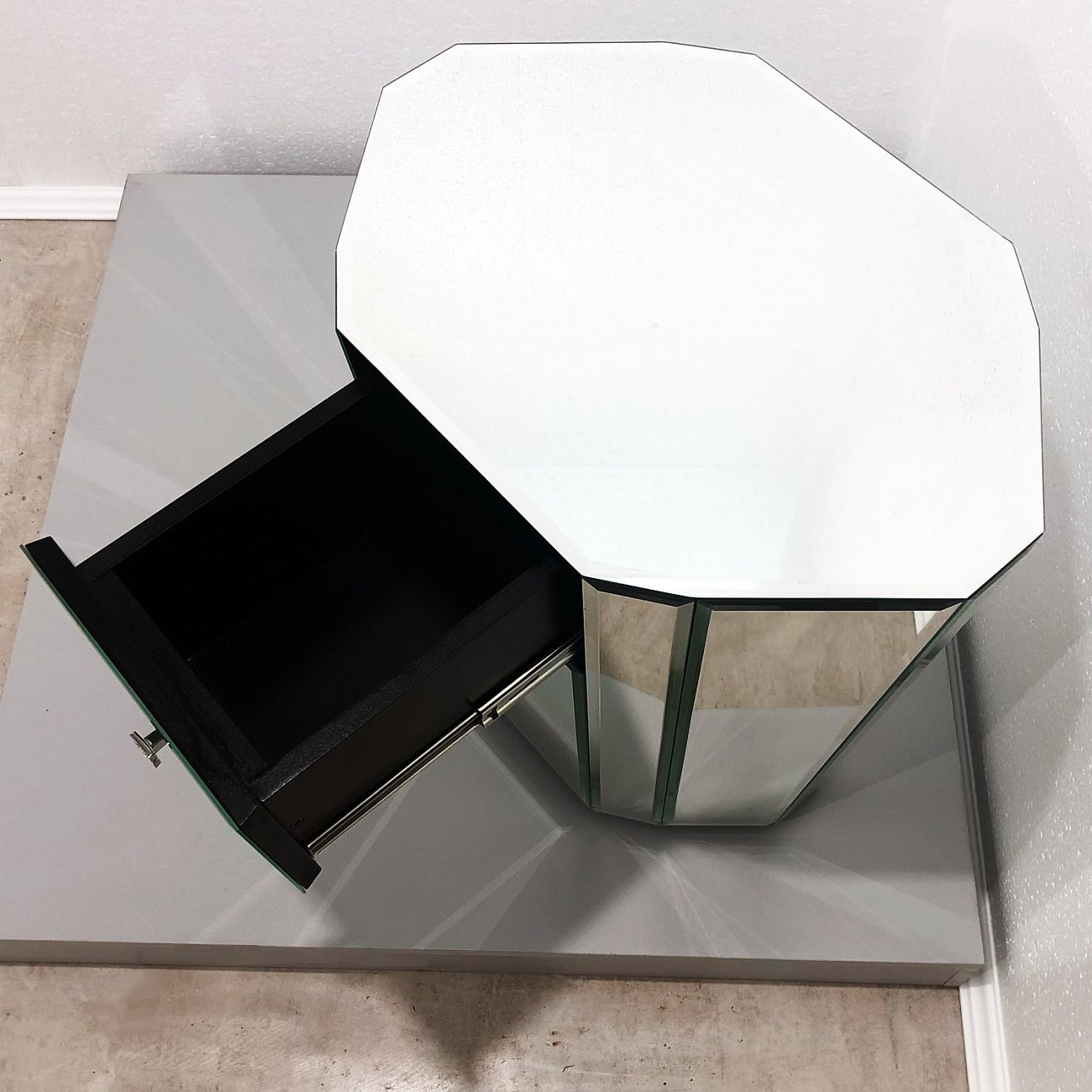 Тумбочка прикроватная зеркальная с ящиком "Мистик" GRAUM  304066 Зеркальный  - Вид №3