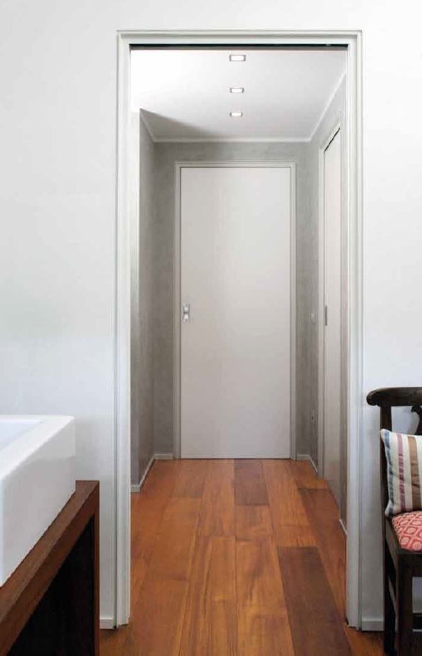 Выдвижная дверь из тамбура Capoferri Serramenti ARCH-00020502